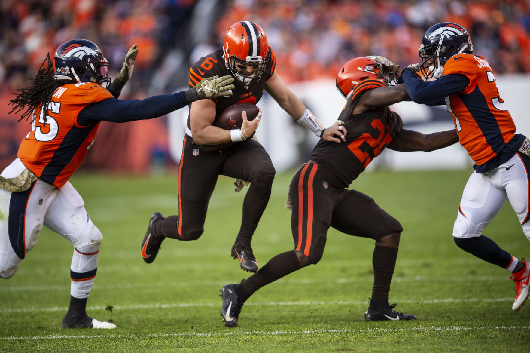 110419-s-broncosvs.browns 17.jpg